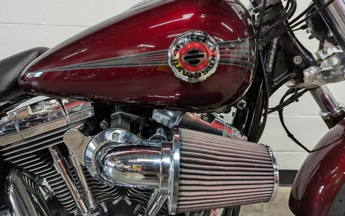 2015 Harley-Davidson Softail FXSB - Breakout