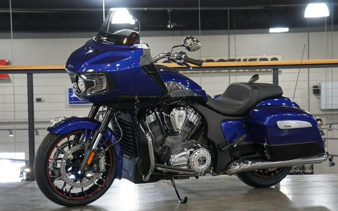 2023 Indian Motorcycle® Challenger® Limited Spirit Blue Metallic / Black Metallic