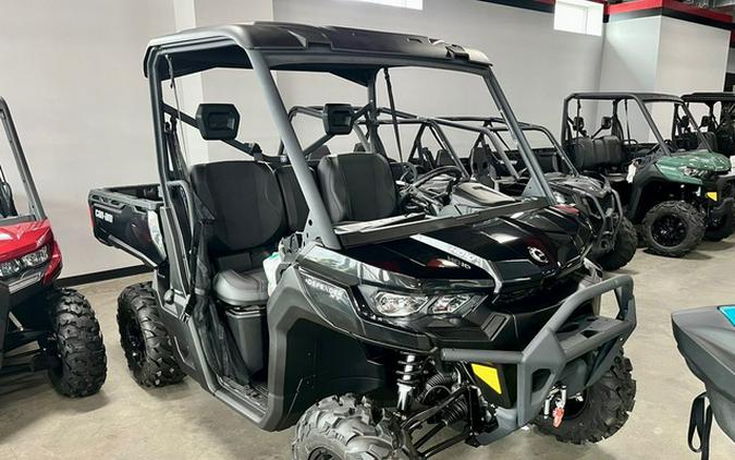 2025 Can-Am Defender XT HD10