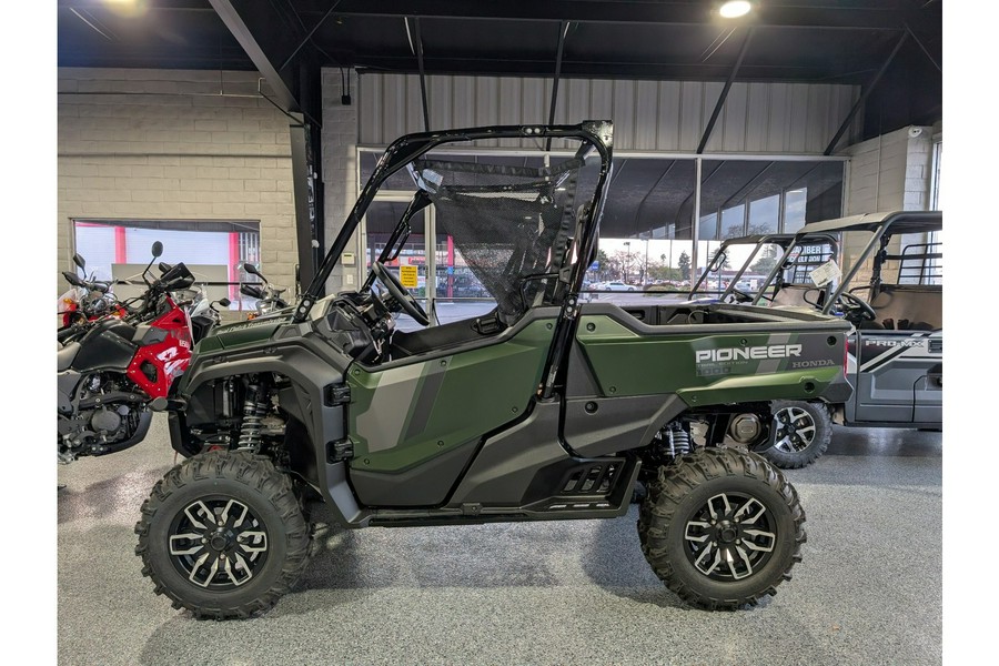 2025 Honda Pioneer 1000 Trail