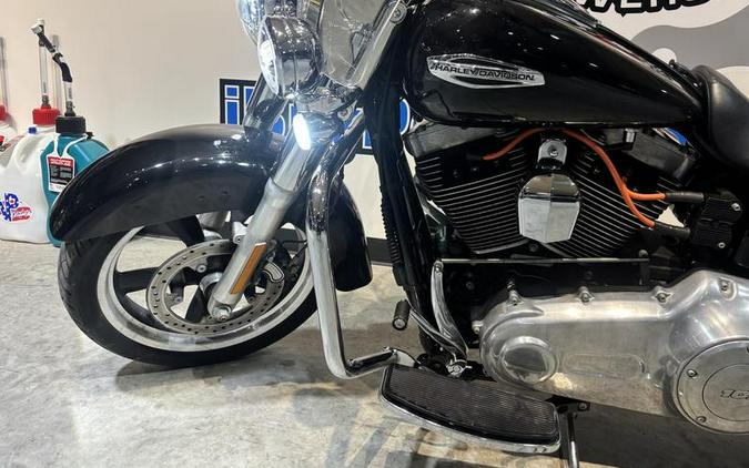 2015 Harley-Davidson® FLD - Dyna® Switchback™