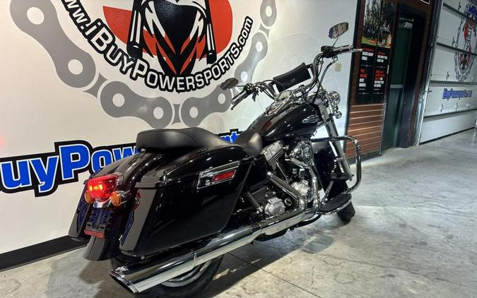 2015 Harley-Davidson® FLD - Dyna® Switchback™