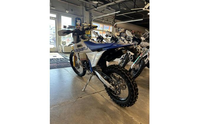 2027 TE 250 - Husqvarna Motorcycles