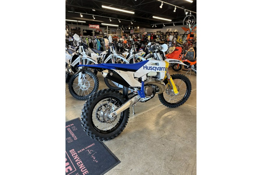 2027 TE 250 - Husqvarna Motorcycles