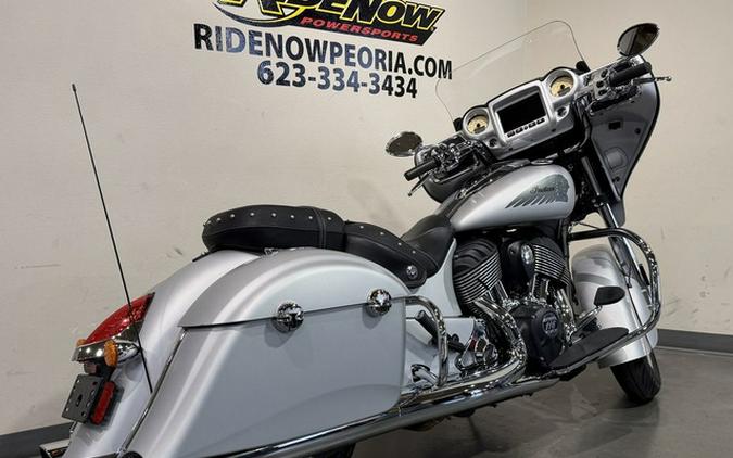 2018 Indian Chieftain Classic ABS Star Silver Smoke