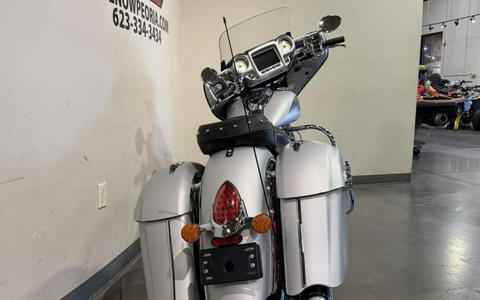 2018 Indian Chieftain Classic ABS Star Silver Smoke