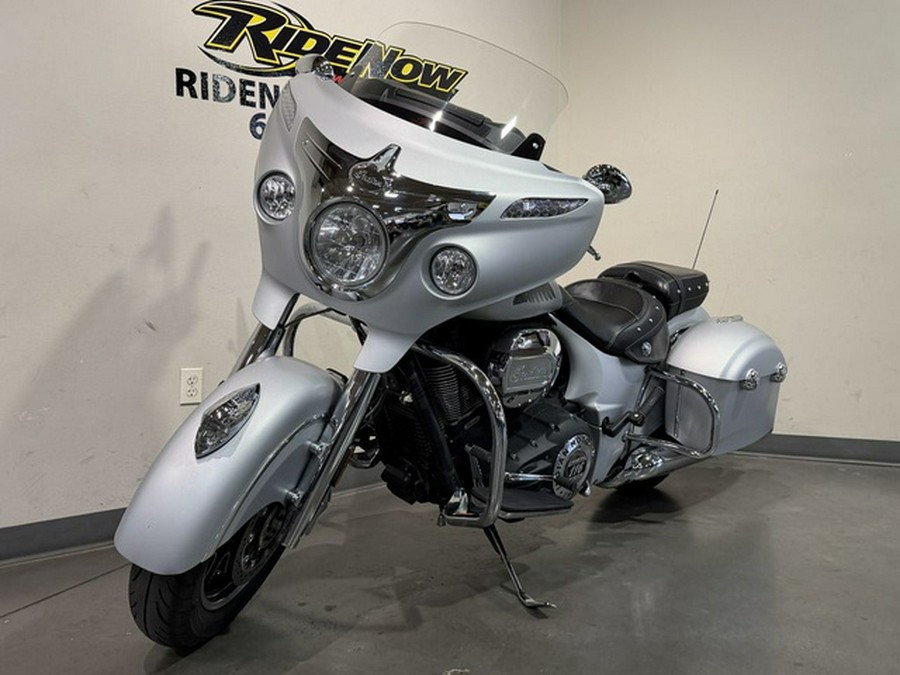 2018 Indian Chieftain Classic ABS Star Silver Smoke