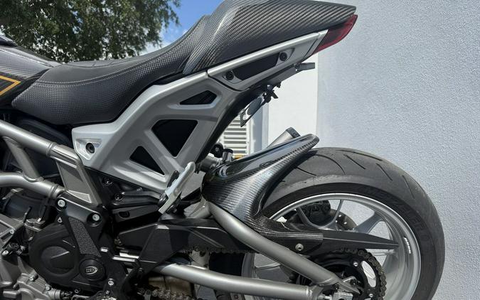 2023 Indian Motorcycle FTR R Carbon Carbon Fiber