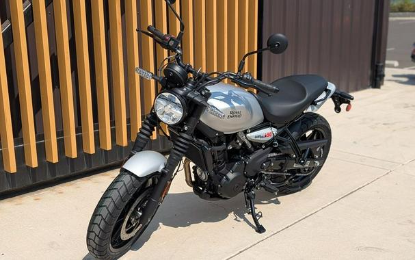 2026 Royal Enfield Guerrilla 450 Smoke Silver