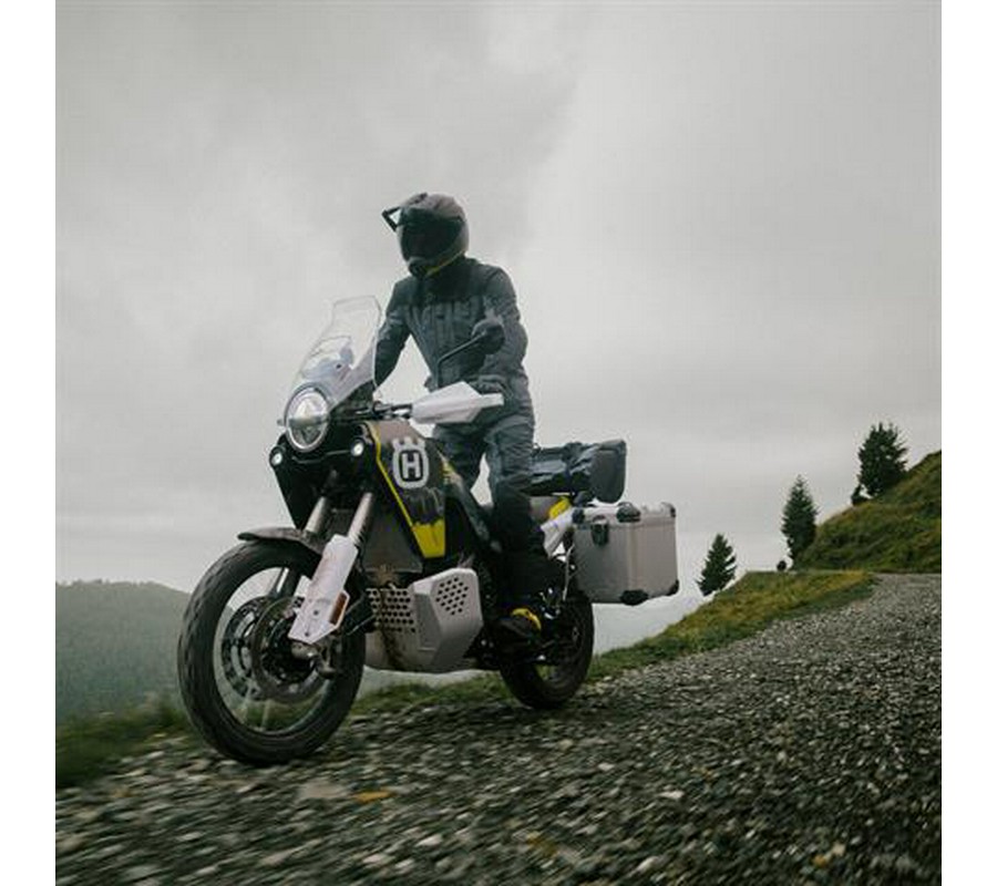 2027 Husqvarna Norden 901 Expedition