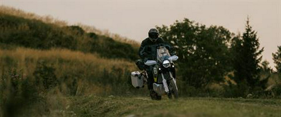 2027 Husqvarna Norden 901 Expedition