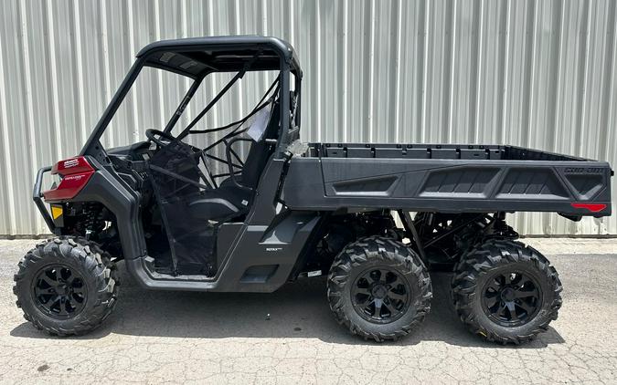 2024 Can-Am Defender 6X6 XT HD10