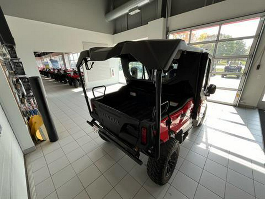 2021 Honda Pioneer 1000-5 Deluxe