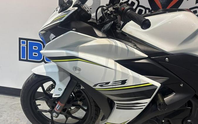 2017 Yamaha YZF-R3 ABS