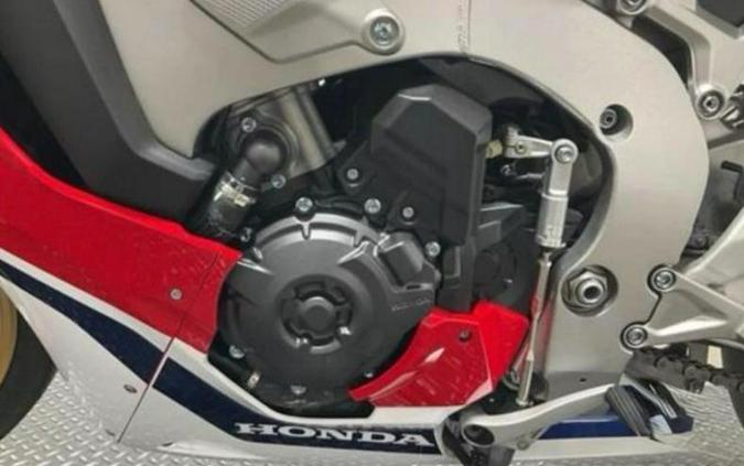 2017 Honda® CBR1000S1H SP