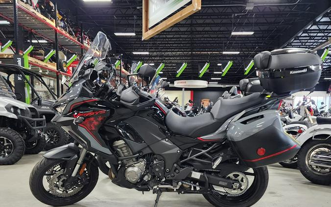 2021 Kawasaki Versys® 1000 SE LT+