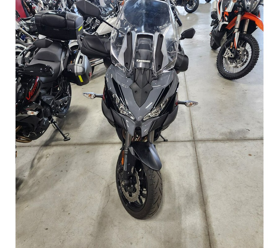 2021 Kawasaki Versys® 1000 SE LT+