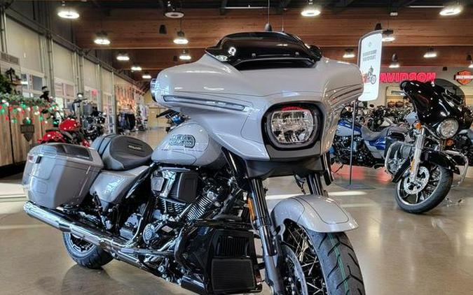 2023 Harley-Davidson® FLHXSE - CVO™ Street Glide®