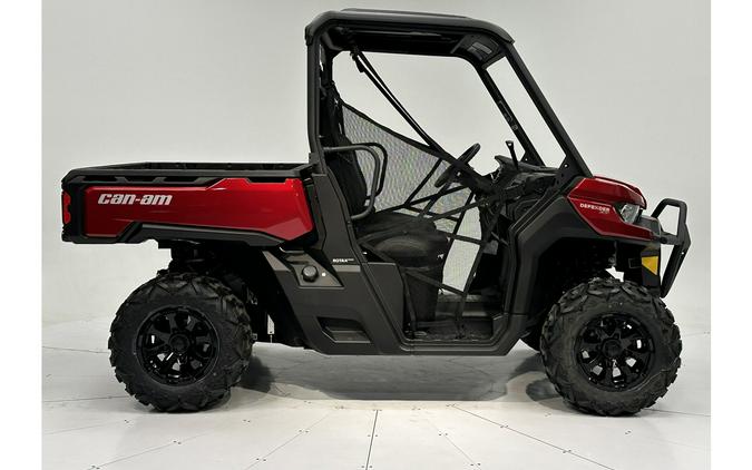 2024 Can-Am Defender XT HD9