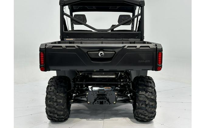 2024 Can-Am Defender XT HD9