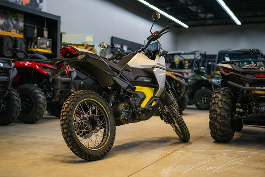 2025 Can-Am Origin 73