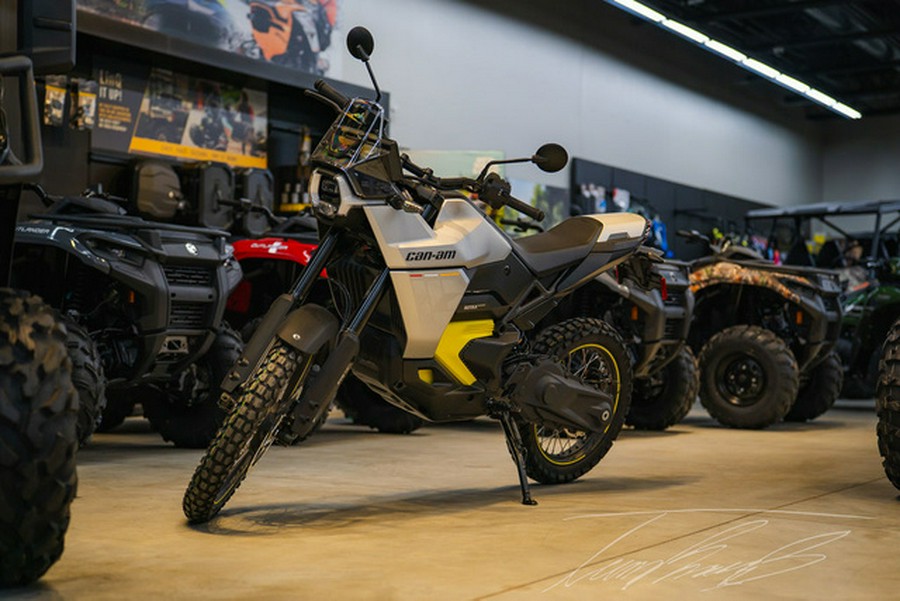 2025 Can-Am Origin 73