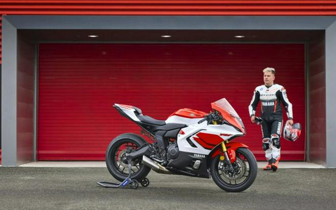 2026 Yamaha YZF R7 70Th Anniversary Edition
