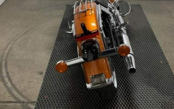 2015 Harley-Davidson® FLSTC - Heritage Softail® Classic