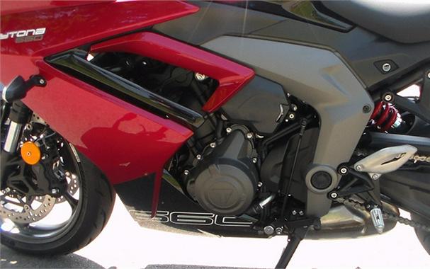 2025 Triumph Daytona 660