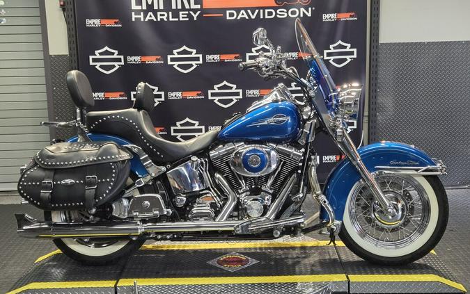 2005 Harley-Davidson Heritage Softail® Classic Blue Sunglow W/Pinstripe