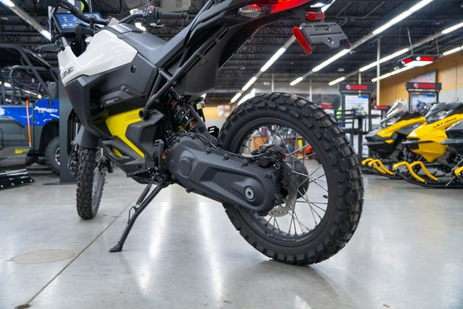 2025 Can-Am Origin White