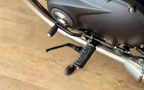 2025 Triumph Bonneville Bobber