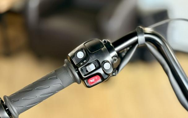 2025 Triumph Bonneville Bobber