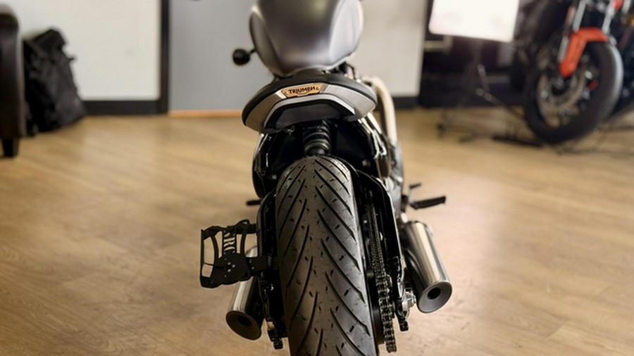 2025 Triumph Bonneville Bobber
