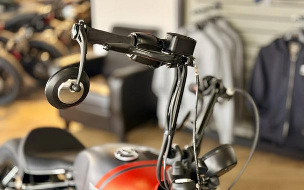 2025 Triumph Bonneville Bobber