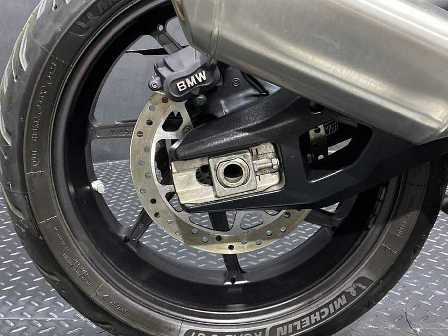 2023 BMW S 1000 XR Racing Red 2