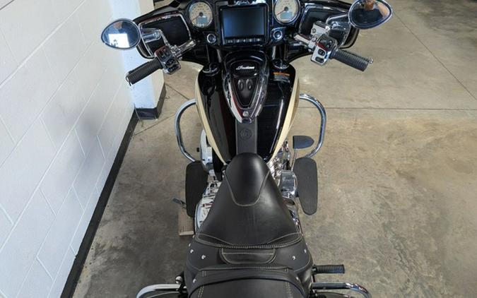 2019 Indian Chieftain Classic Thunder Black Ivory Cream