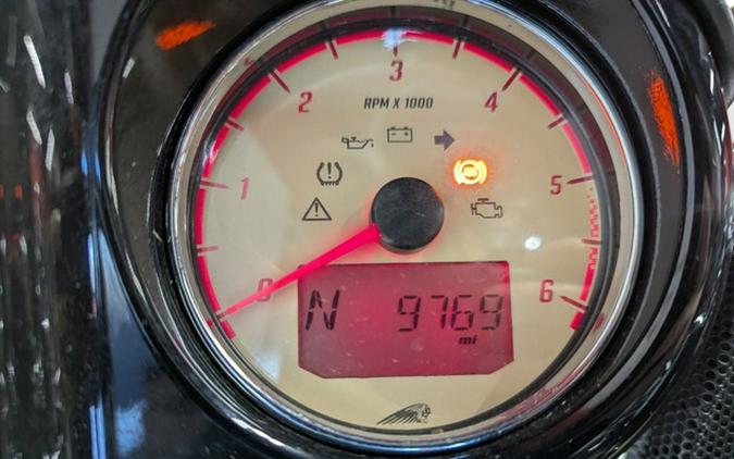 2019 Indian Chieftain Classic Thunder Black Ivory Cream