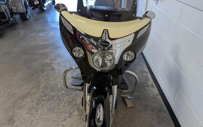 2019 Indian Chieftain Classic Thunder Black Ivory Cream