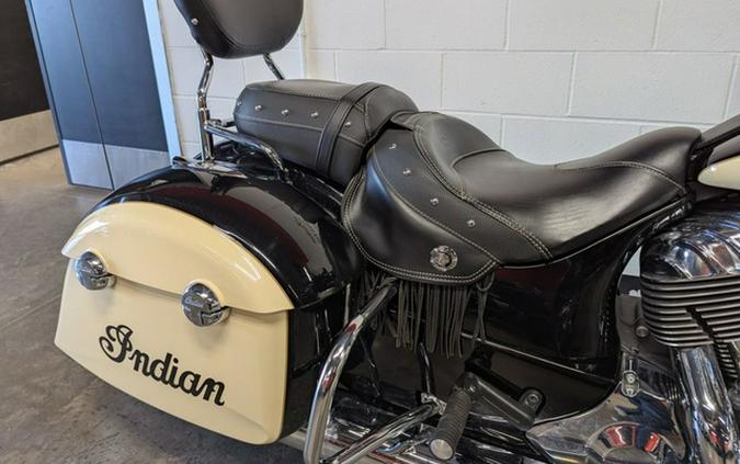 2019 Indian Chieftain Classic Thunder Black Ivory Cream