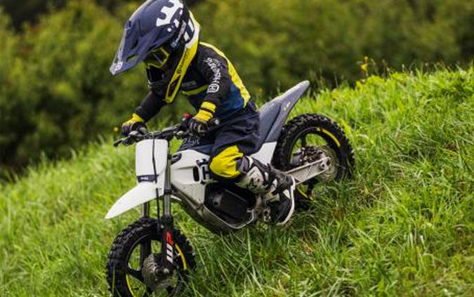 2024 Husqvarna Motorcycles EE 2