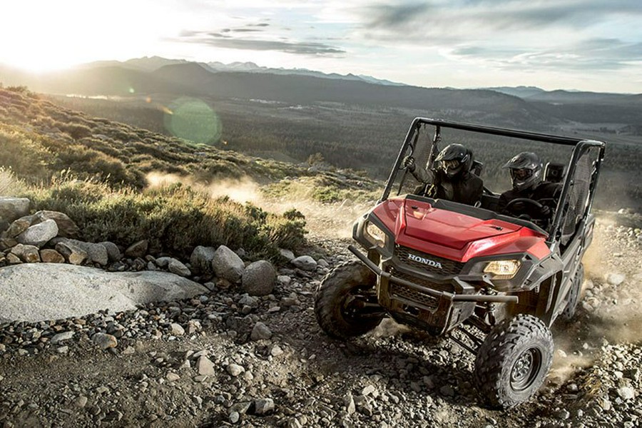 2021 Honda Pioneer 1000 Deluxe
