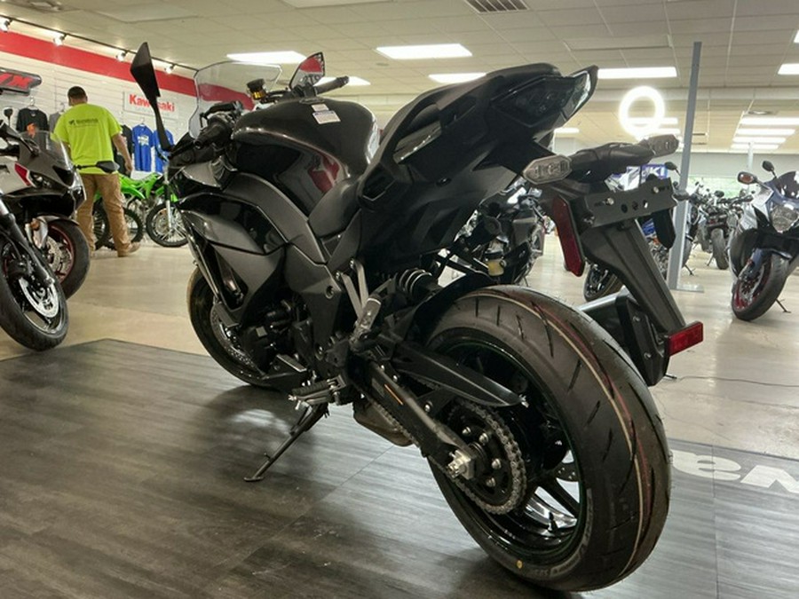 2025 Kawasaki Ninja 1100SX ABS