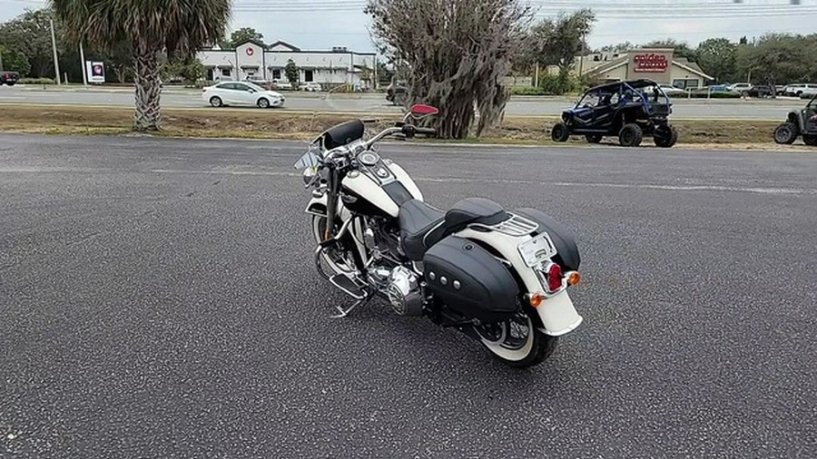 2011 Harley-Davidson Softail FLSTN - Deluxe