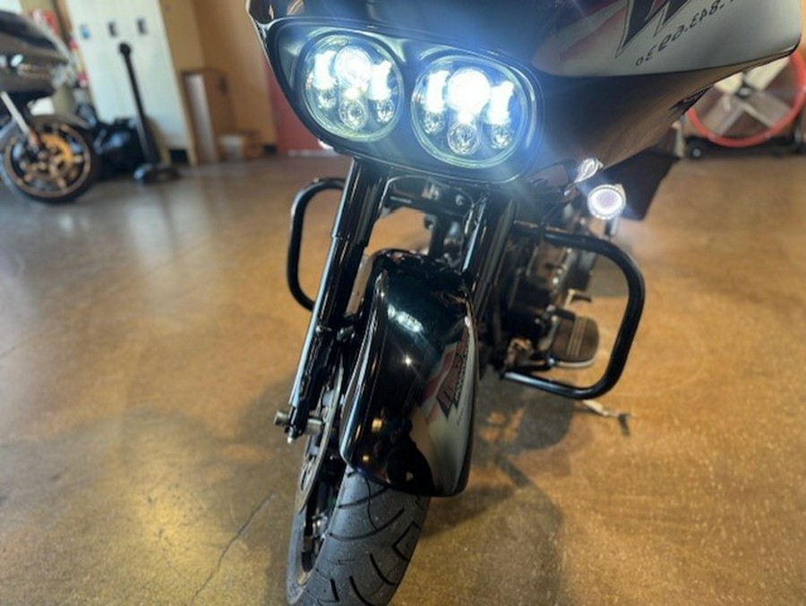 2012 Harley Davidson FLTRX103