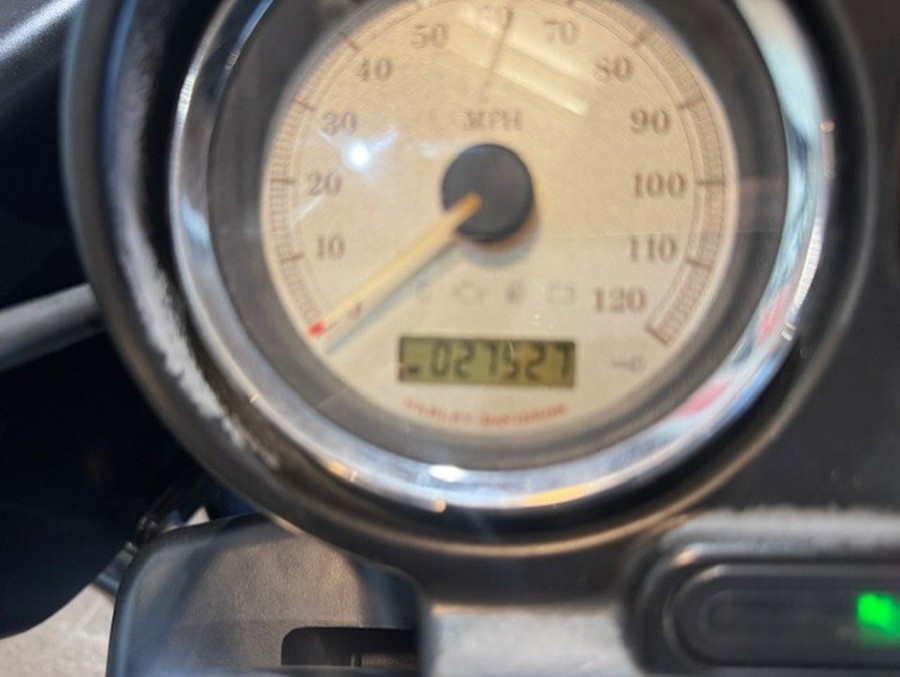 2012 Harley Davidson FLTRX103