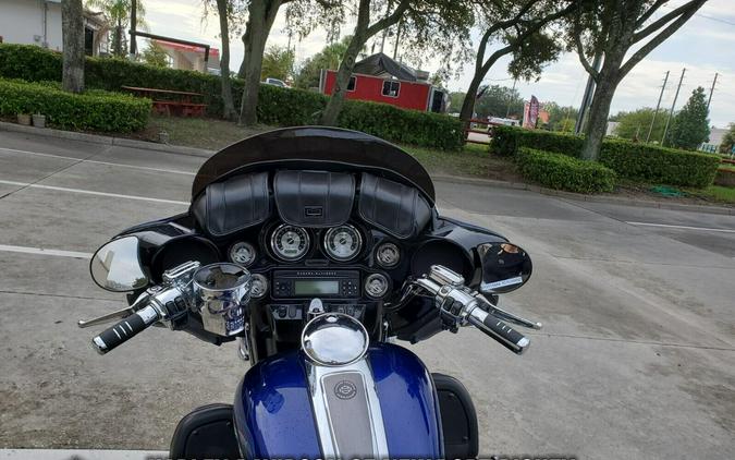 2010 CVO™ Street Glide®