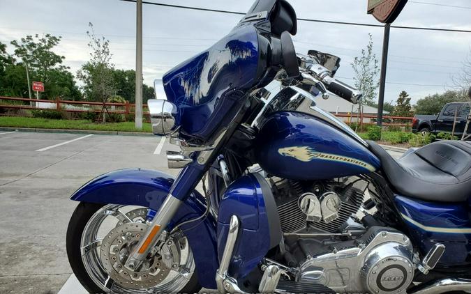 2010 CVO™ Street Glide®