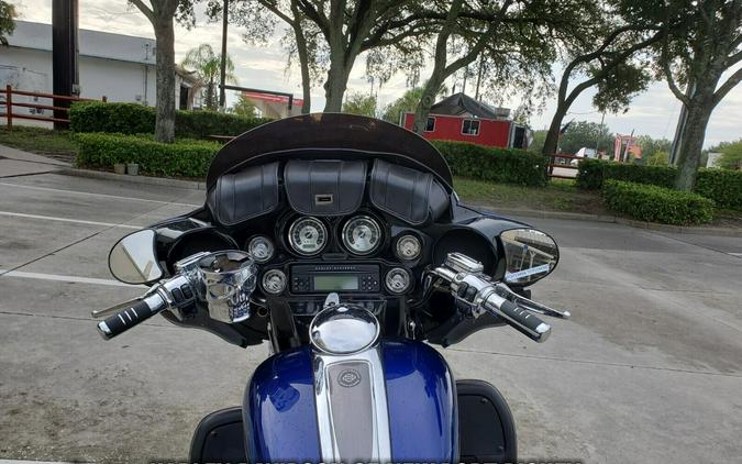 2010 CVO™ Street Glide®