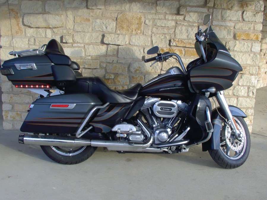 2016 Harley-Davidson CUSTOM VEHICLE OPS ROAD GLIDE ULTRA